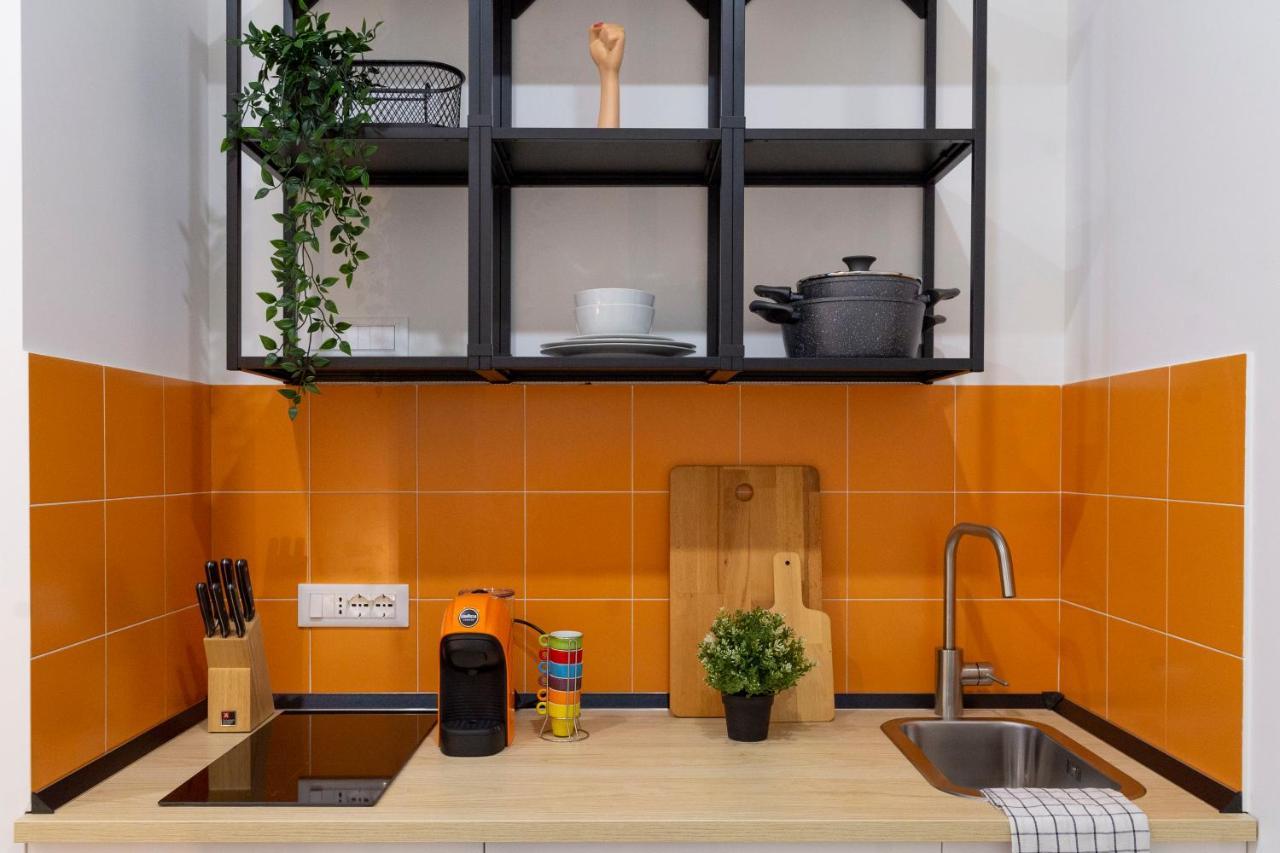 Quiet Studio In The Heart Of The City ตรีเอสเต ภายนอก รูปภาพ